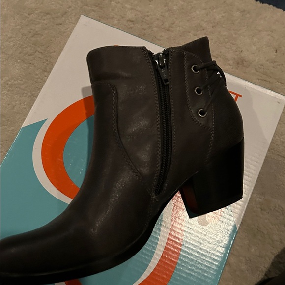 BareTraps Women's Dark Gray  Ankle Booties - Picture 2 of 8